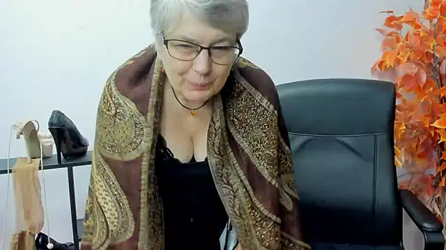 IrisDream online show from February 11, 2025, 1:41 pm