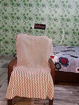 Cute-Raashii online show from October 2, 2025, 1:12 am