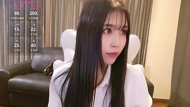 -satomi-jp online show from January 14, 2026, 11:38 am