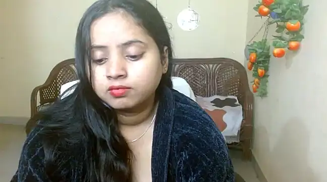 Snapshot of Amandaliss chatting on January 6, 2025, 6:14 am Amandaliss online show from January 6, 2025, 6:14 am