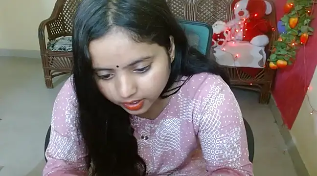 Snapshot of Amandaliss chatting on February 24, 2025, 11:32 am Amandaliss online show from February 24, 2025, 11:32 am