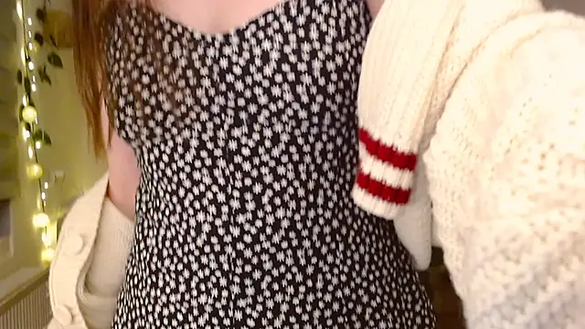 nextdoorbabygirl online show from November 18, 2025, 7:40 pm