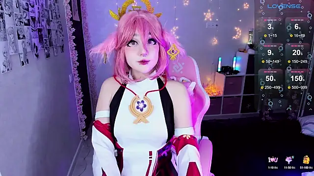 Aki  Ra online show from February 28, 2025, 8:39 pm