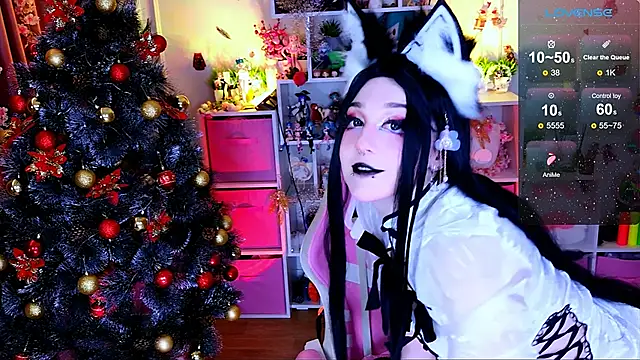 Aki  Ra online show from December 22, 2025, 12:51 am