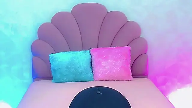 briana sex32 online show from January 24, 2025, 7:30 am