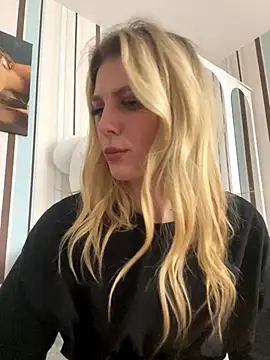 Liya my online show from December 18, 2025, 8:48 pm