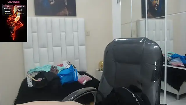 katty femdom online show from September 11, 2025, 12:38 pm