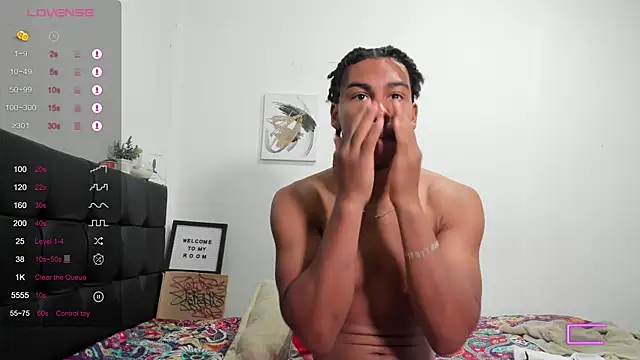 RoddyRich11 online show from October 16, 2025, 11:22 am