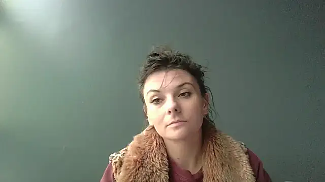 Phoenixmonroe0810 online show from December 4, 2024, 7:34 pm