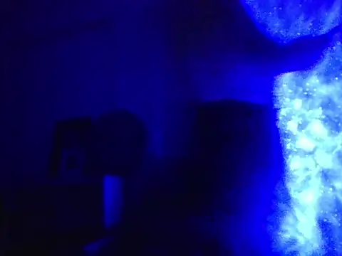 Phoenixmonroe0810 online show from January 17, 2025, 12:52 pm