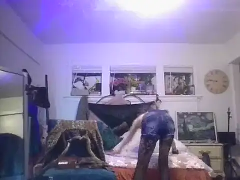 Phoenixmonroe0810 online show from January 21, 2025, 5:49 am