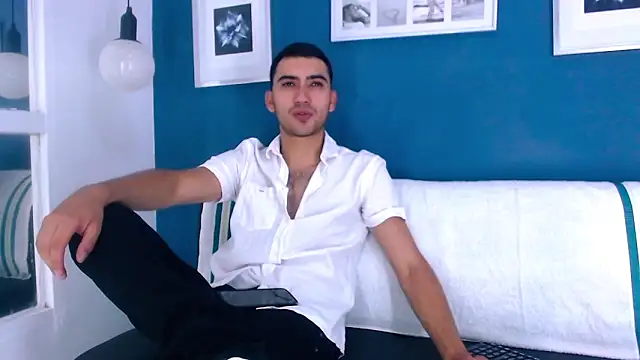 Liam crox online show from January 31, 2025, 3:22 pm