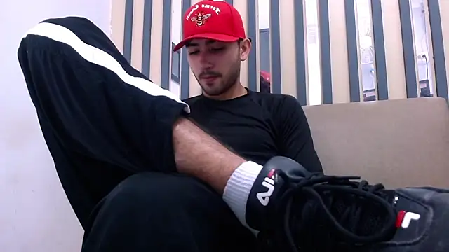 Liam crox online show from February 13, 2025, 2:31 pm