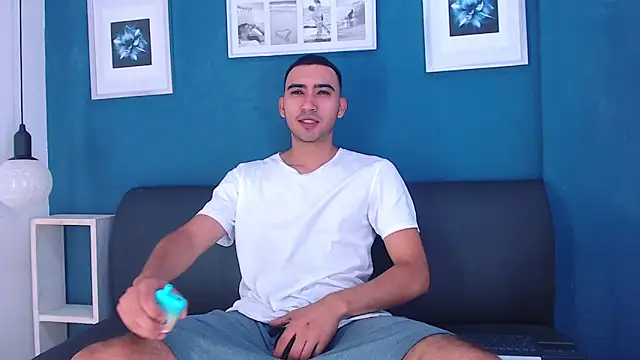 Liam crox online show from February 24, 2025, 4:15 pm