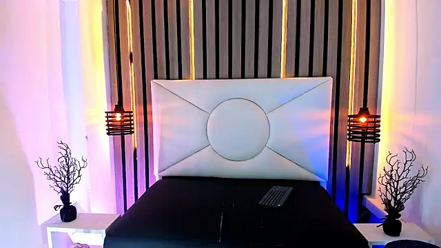 Liam crox online show from February 27, 2025, 2:54 pm