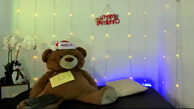 Snapshot of kendal_scott1 chatting on December 5, 2024, 7:17 pm kendal scott1 online show from December 5, 2024, 7:17 pm