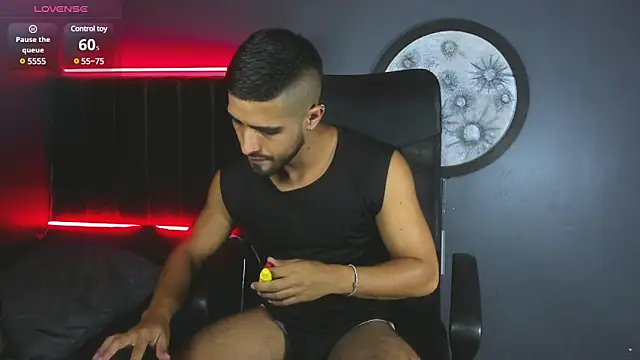 khriss brown online show from March 7, 2025, 9:59 pm