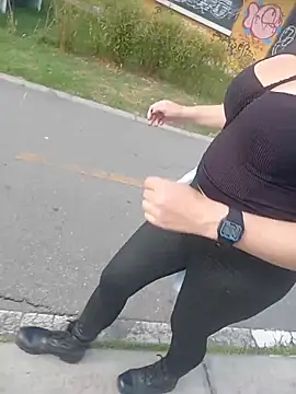 Snapshot of sophie_banger chatting on March 21, 2026, 9:07 pm sophie banger online show from March 21, 2026, 9:07 pm