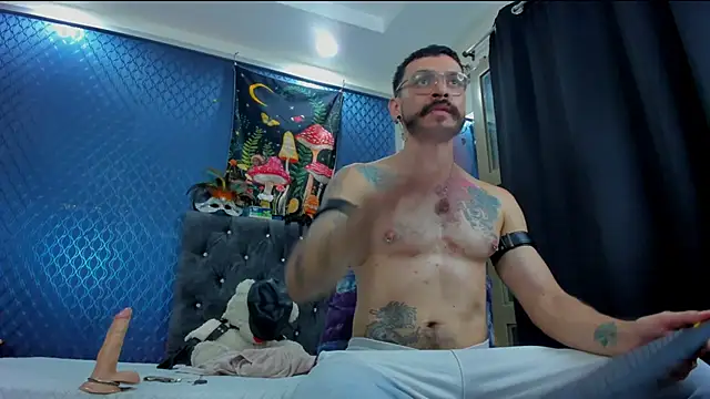 leondevereda online show from March 11, 2025, 11:48 pm