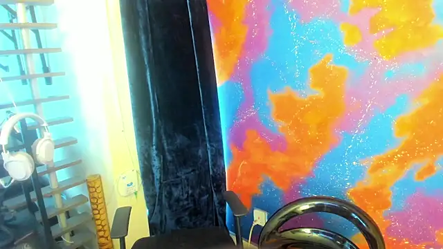 leondevereda online show from October 14, 2025, 8:53 pm