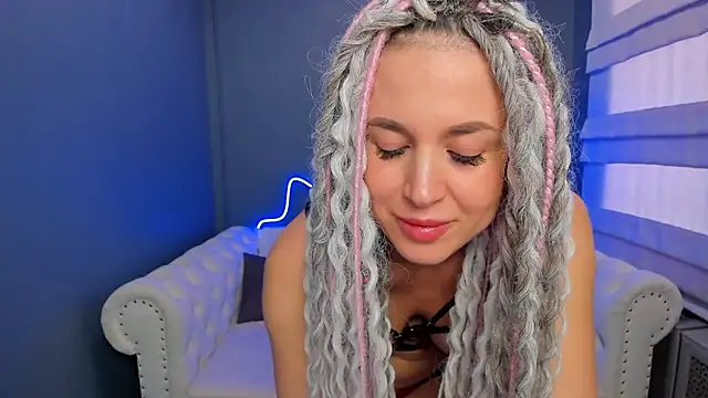 rock n roxy online show from February 13, 2025, 8:06 am