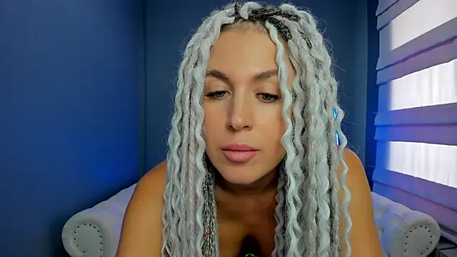 rock n roxy online show from March 11, 2025, 4:54 am