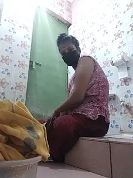 Snapshot of Oindrila-Rani chatting on June 2, 2026, 1:24 pm Oindrila-Rani online show from June 2, 2026, 1:24 pm