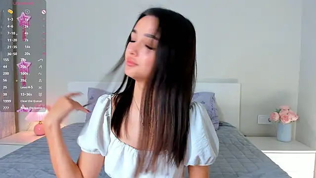 Jessie meow online show from October 5, 2025, 5:33 pm