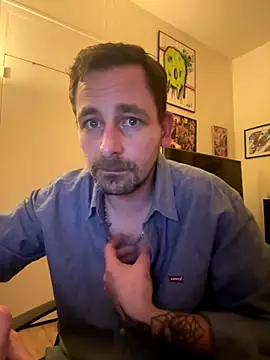 Snapshot of defbond420 chatting on October 25, 2025, 10:59 pm defbond420 online show from October 25, 2025, 10:59 pm