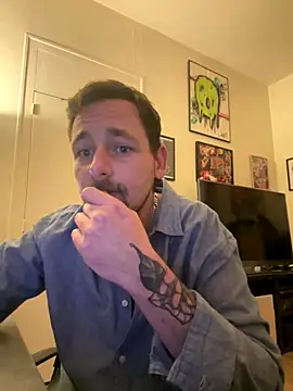 Snapshot of defbond420 chatting on October 26, 2025, 10:25 pm defbond420 online show from October 26, 2025, 10:25 pm