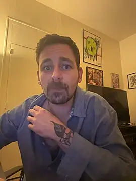 Snapshot of defbond420 chatting on October 29, 2025, 9:38 pm defbond420 online show from October 29, 2025, 9:38 pm