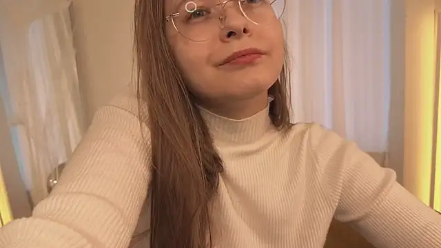 CassieCool online show from November 2, 2025, 12:40 pm