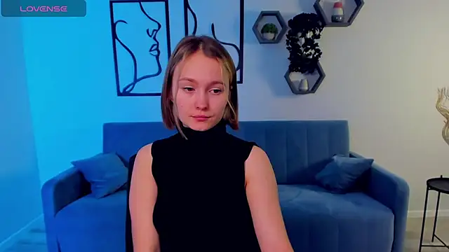 Snapshot of BritnieCute chatting on January 31, 2025, 8:22 am BritnieCute online show from January 31, 2025, 8:22 am