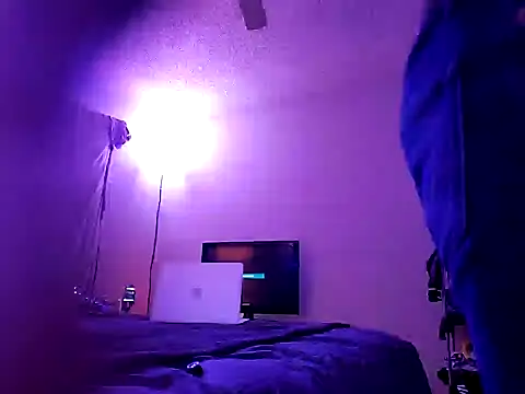 big8dall online show from December 18, 2025, 6:52 am