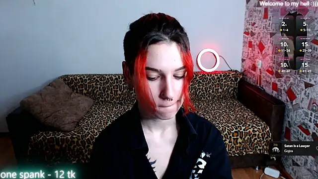 Miya Wey  online show from December 16, 2024, 3:11 pm