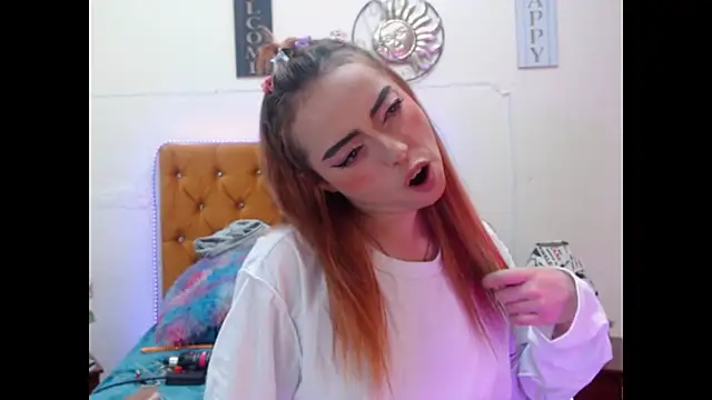 Yennastone online show from December 5, 2024, 11:40 pm