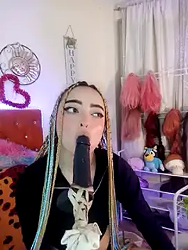 Yennastone online show from December 26, 2024, 3:16 am