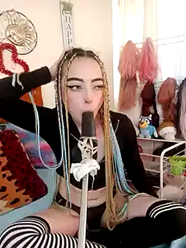 Yennastone online show from December 26, 2024, 6:33 pm