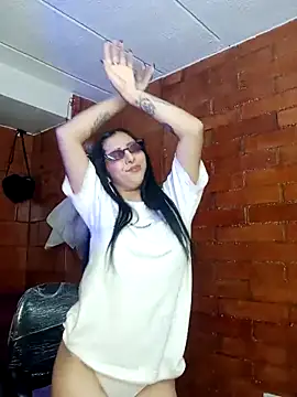 Snapshot of Raven__purple chatting on March 15, 2025, 5:08 am Raven purple online show from March 15, 2025, 5:08 am