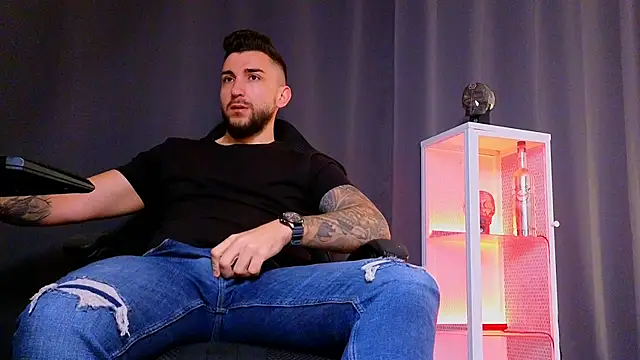 MightyAaron66 online show from February 10, 2025, 7:26 am