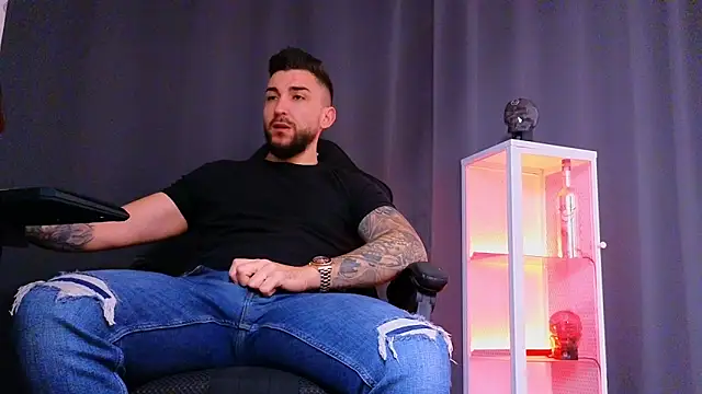 MightyAaron66 online show from February 13, 2025, 5:58 am