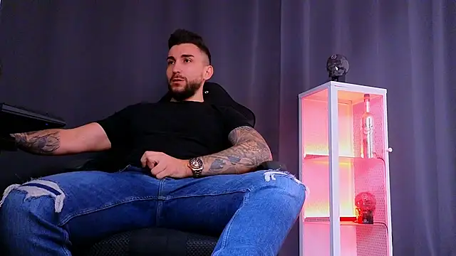 MightyAaron66 online show from February 13, 2025, 8:59 am