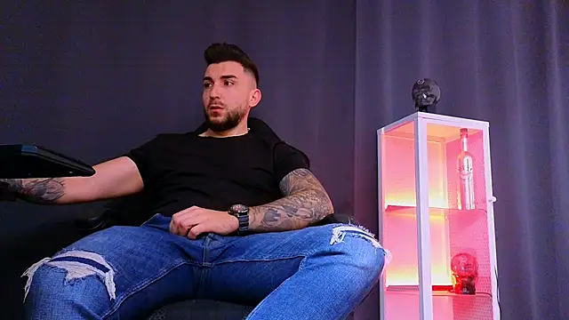 MightyAaron66 online show from March 12, 2025, 6:29 am