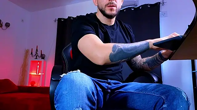 MightyAaron66 online show from September 8, 2025, 3:22 pm