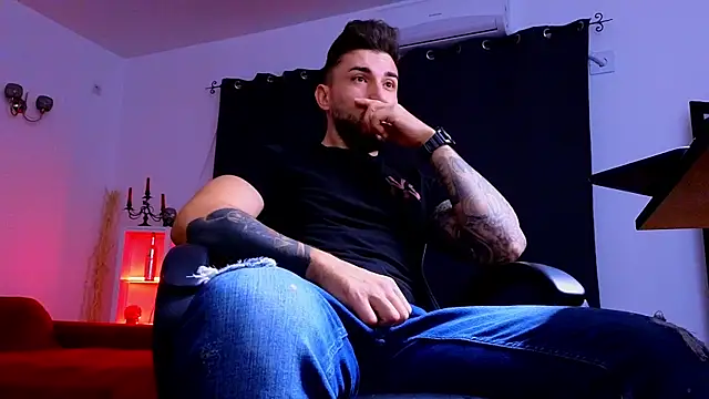 MightyAaron66 online show from October 4, 2025, 3:48 am