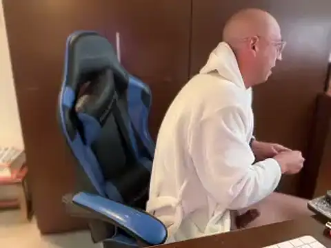 alanan881 online show from March 2, 2025, 12:20 am