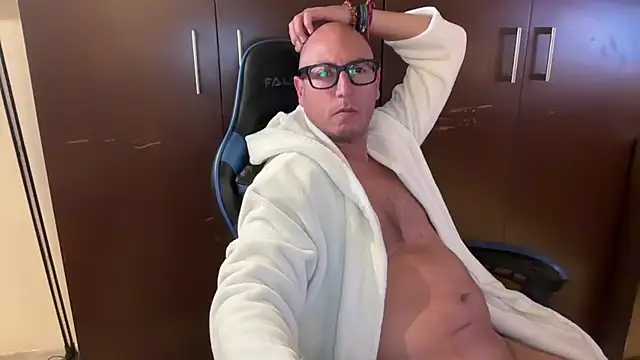 alanan881 online show from November 26, 2025, 1:17 am