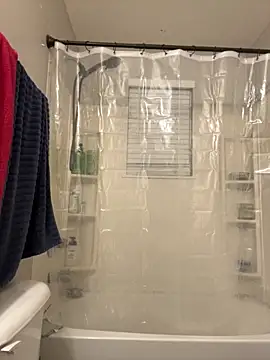 lovelyy kitty online show from November 14, 2025, 4:00 am