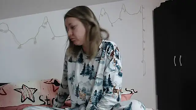 Snapshot of SweetMaddy888 chatting on January 3, 2025, 7:16 am SweetMaddy888 online show from January 3, 2025, 7:16 am