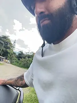 Lyon vach online show from December 14, 2025, 8:24 pm